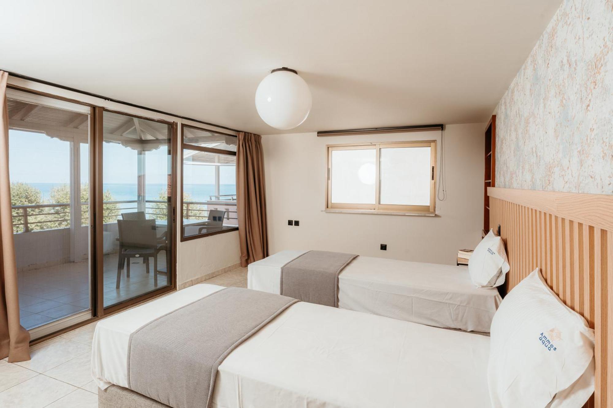 Aqua Beachfront Elegant Hotel Olympiakí Aktí Exterior foto